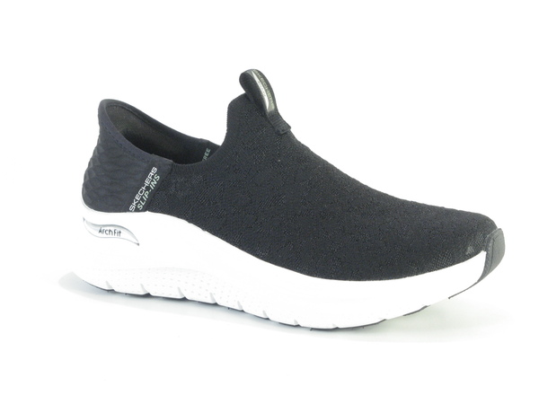 Skechers