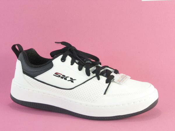 Skechers